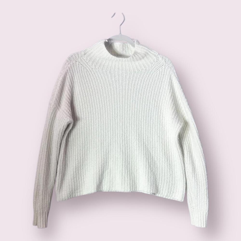 Anthropologie White Mock Neck Sweater Size Small‎
